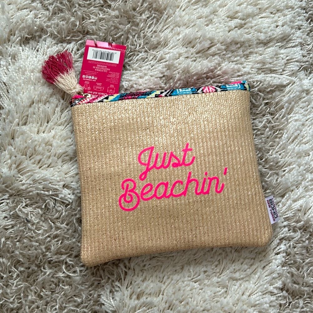 Just beachin’ water resistant clutch, toiletries, sunscreen, wet bathingsuit bag
